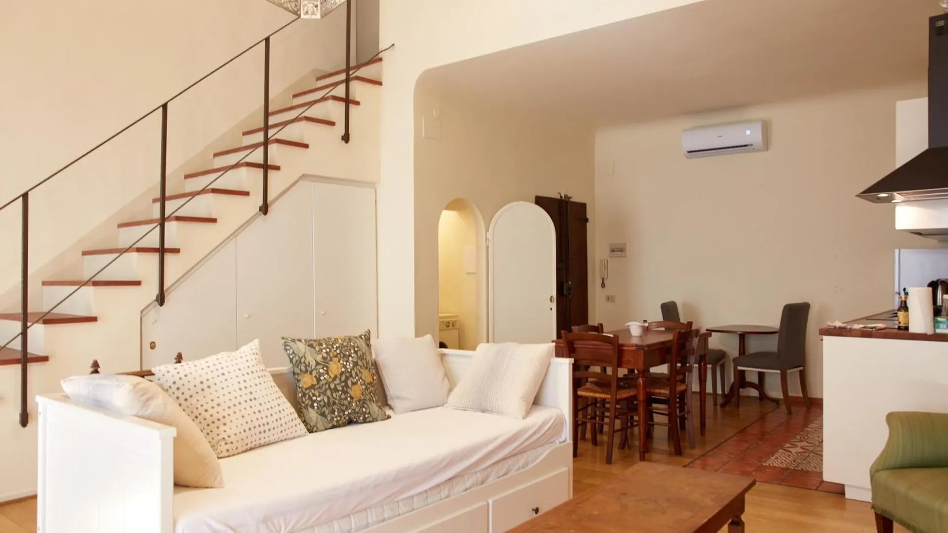 פירנצה Apt In Via Ginori In A Historical Palazzo With Elevator דירה